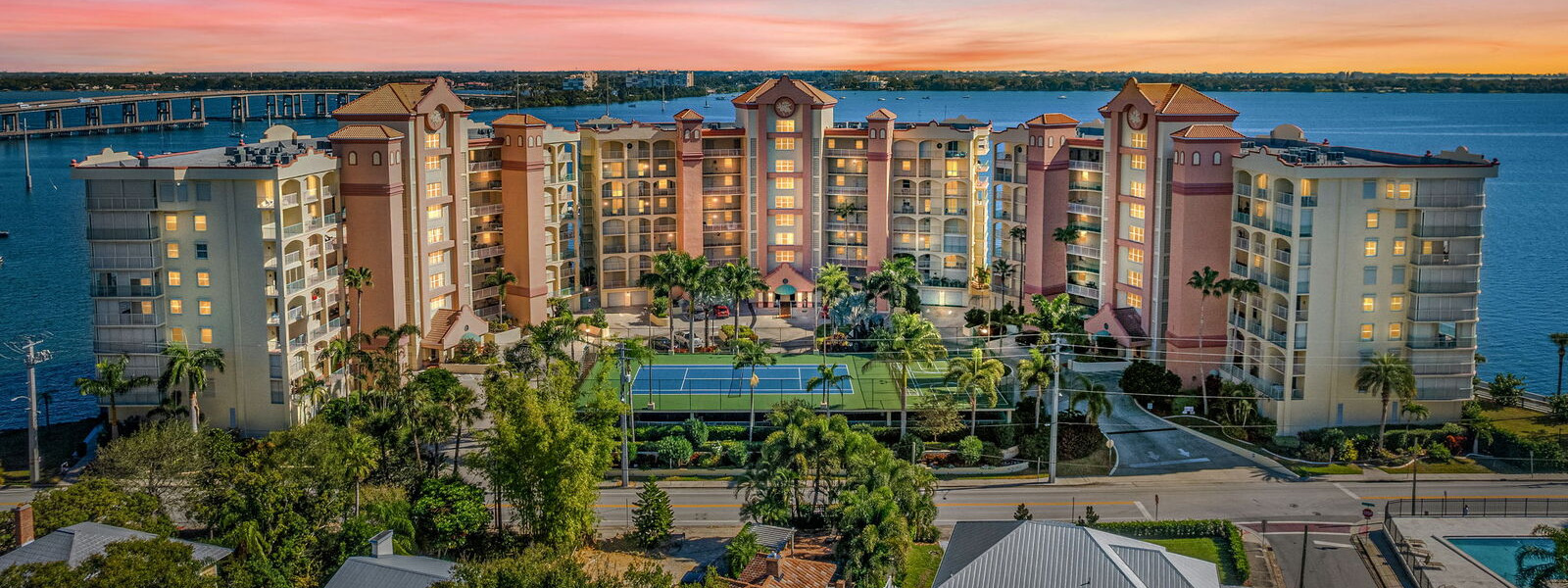 104 Riverside Dr. #402