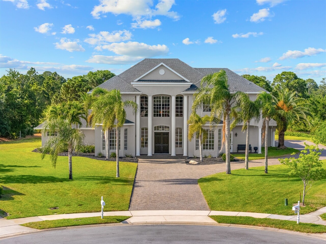 1028 Dowitcher Court