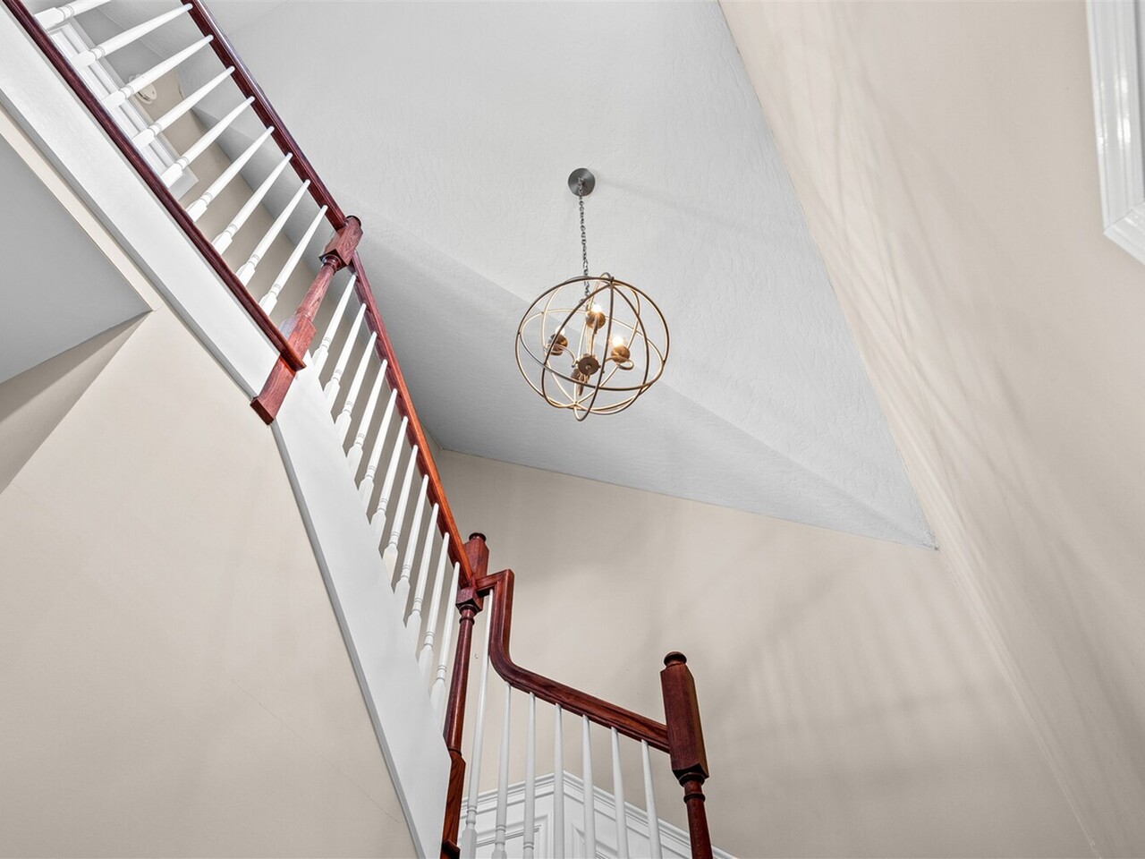 10285 S Tropical Trail