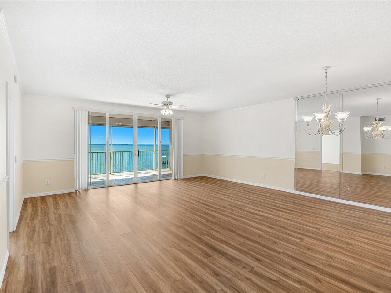 104 Riverside Dr. #402