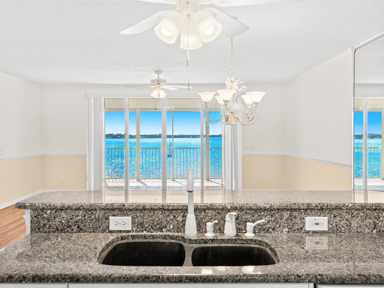 104 Riverside Dr. #402