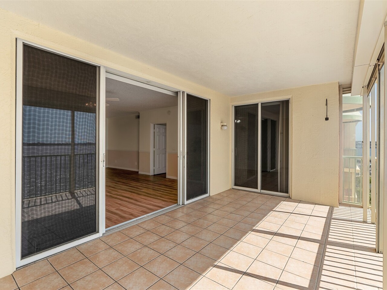 104 Riverside Dr. #402