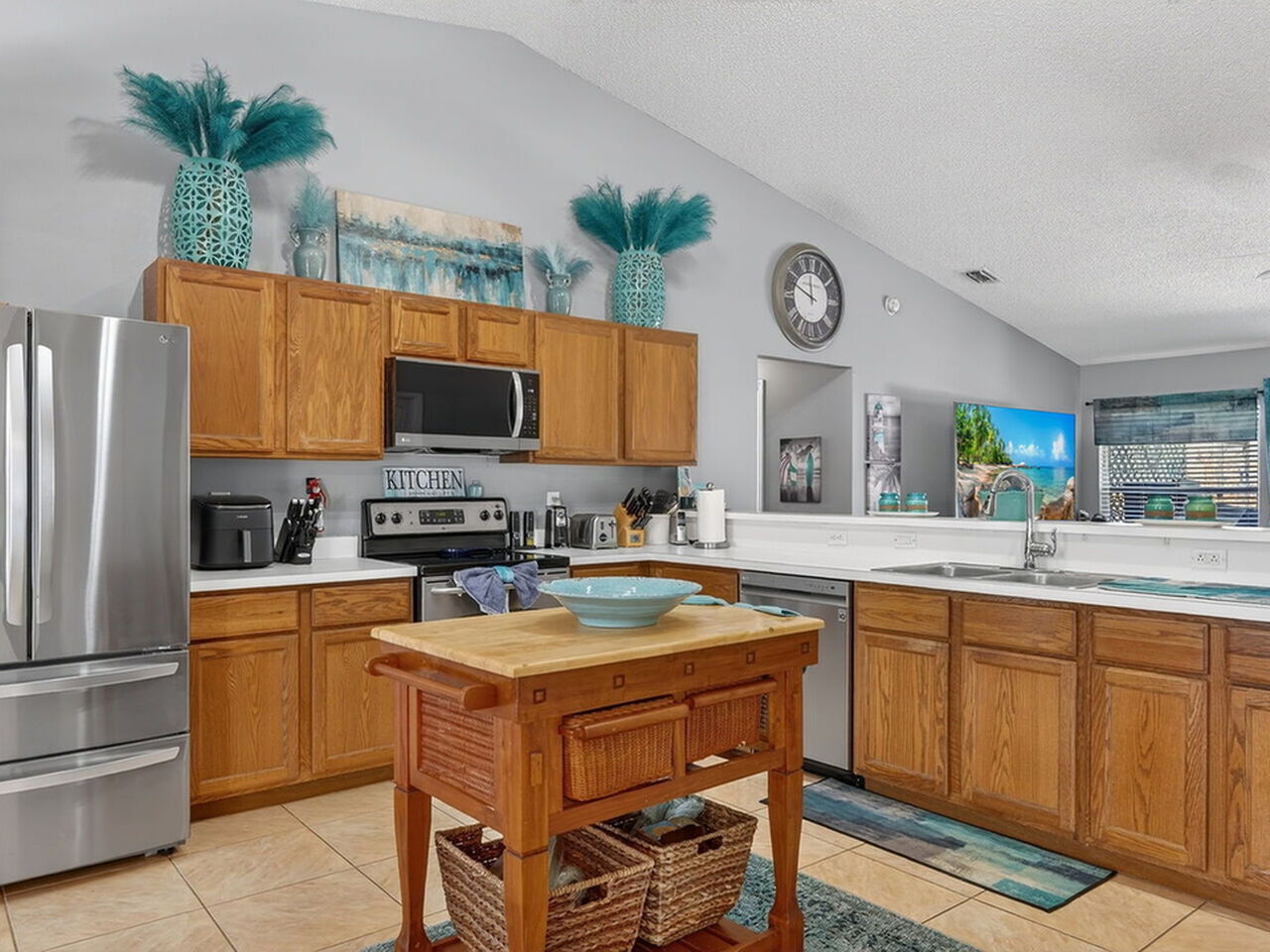 1040 Jacaranda Circle