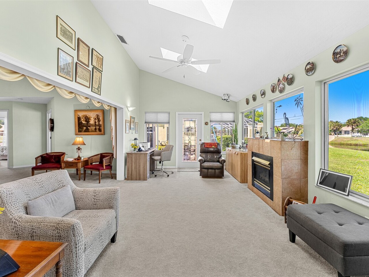 1072 Spanish Wells Drive