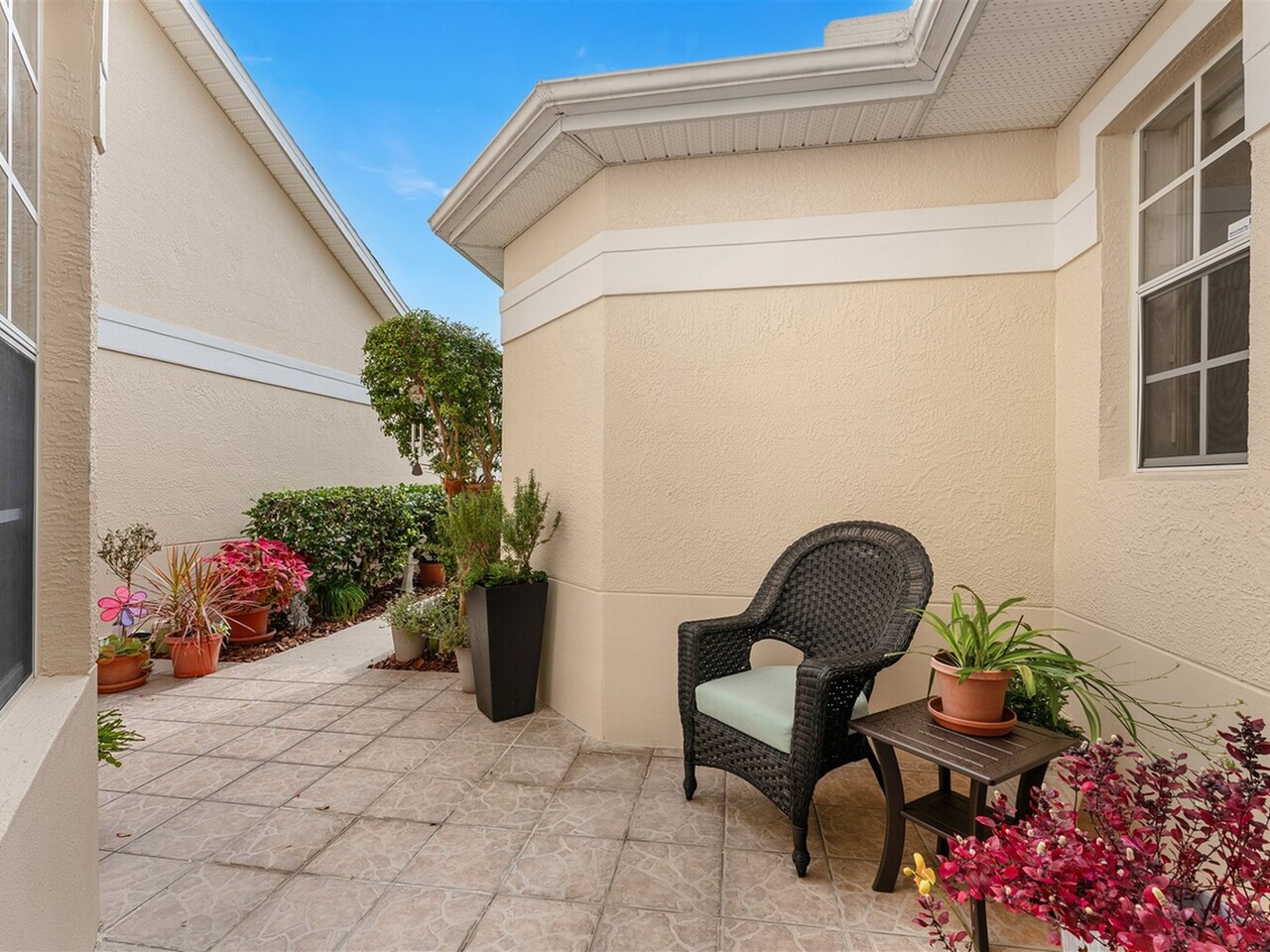 1120 Royal Fern Drive