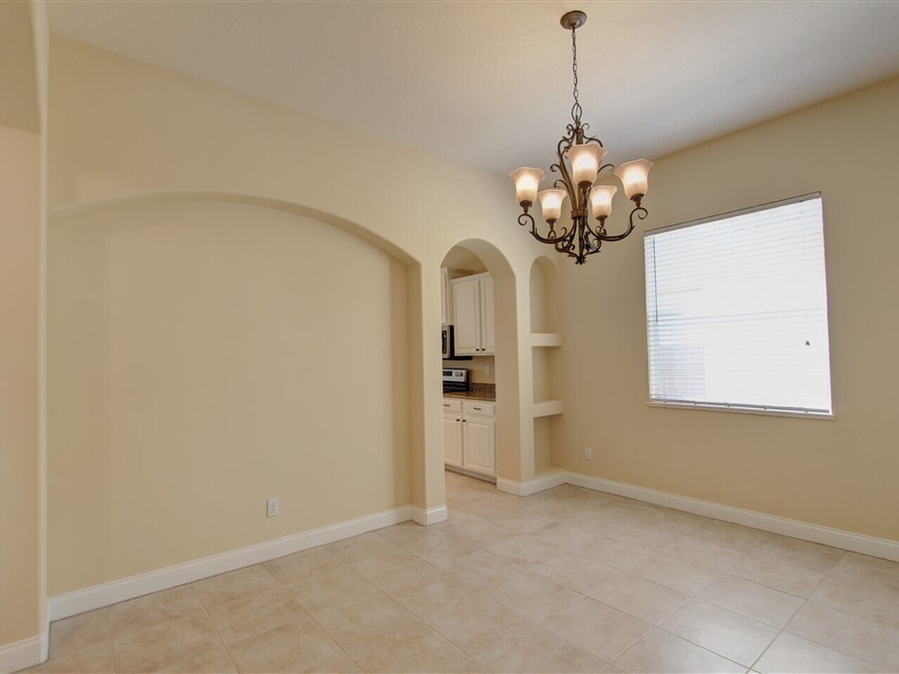 1175 Clubhouse Drive