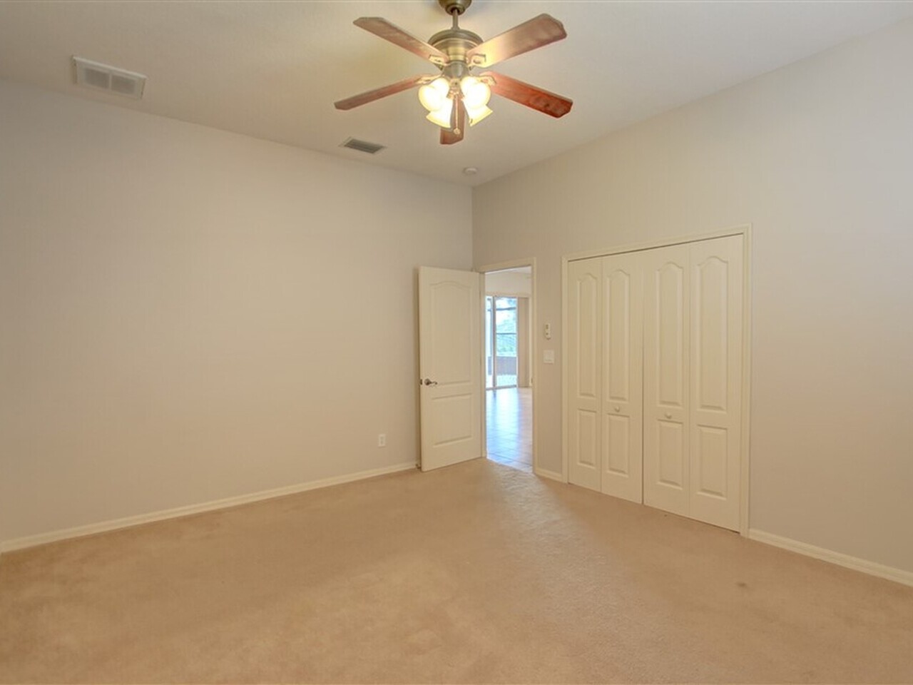 1185 Dromin Lane