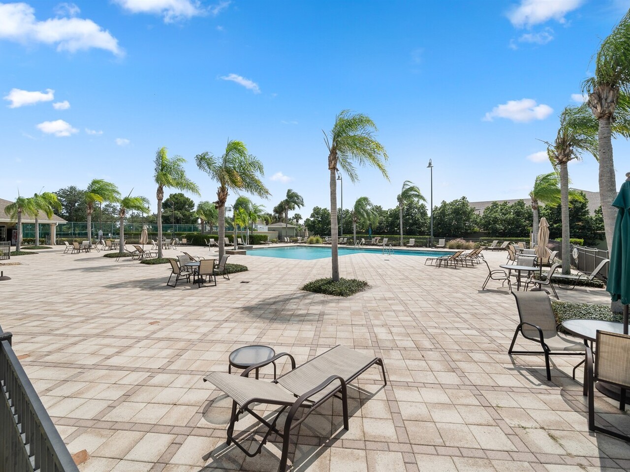 1185 Dromin Lane