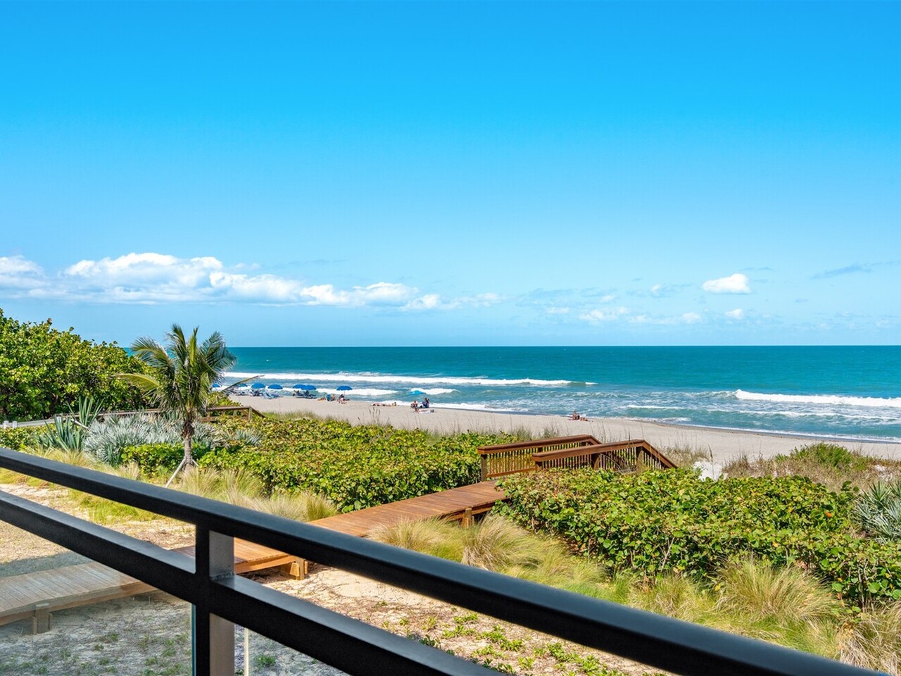 1625 N Highway A1A 202