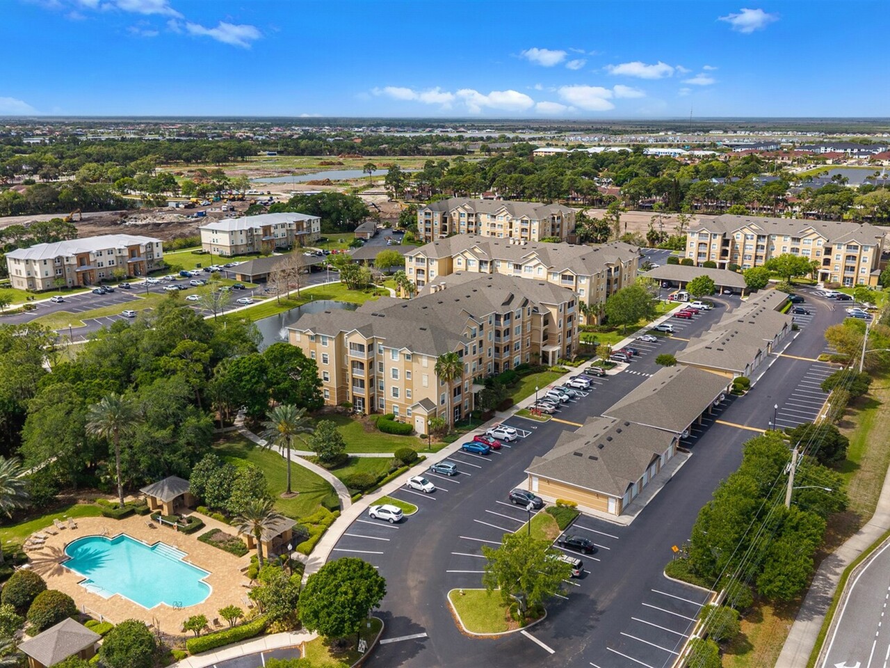 1626 Peregrine Circle #408