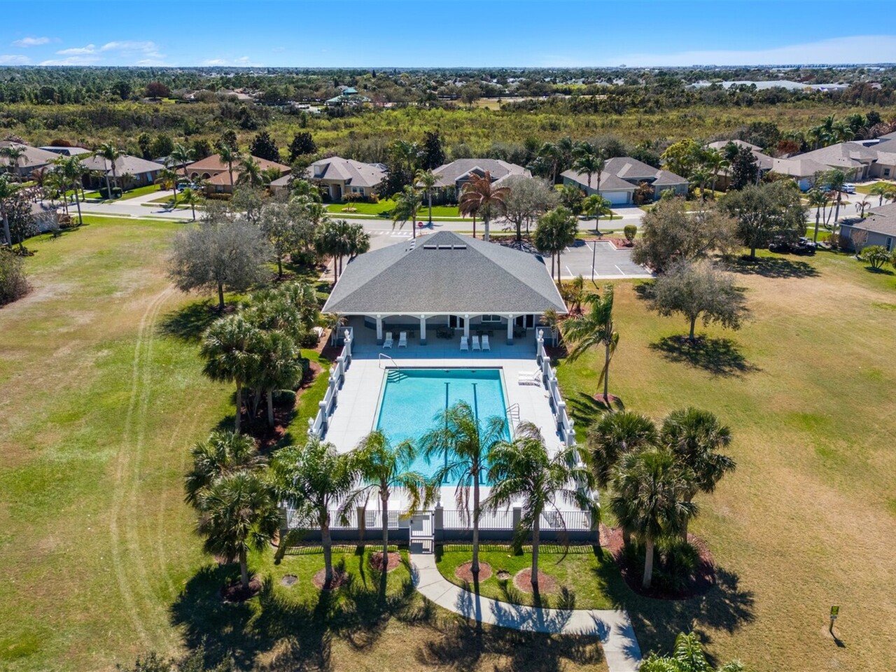 1807 Auburn Lakes Drive