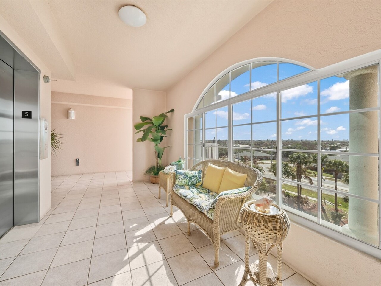 1835 N Highway A1A N A 503