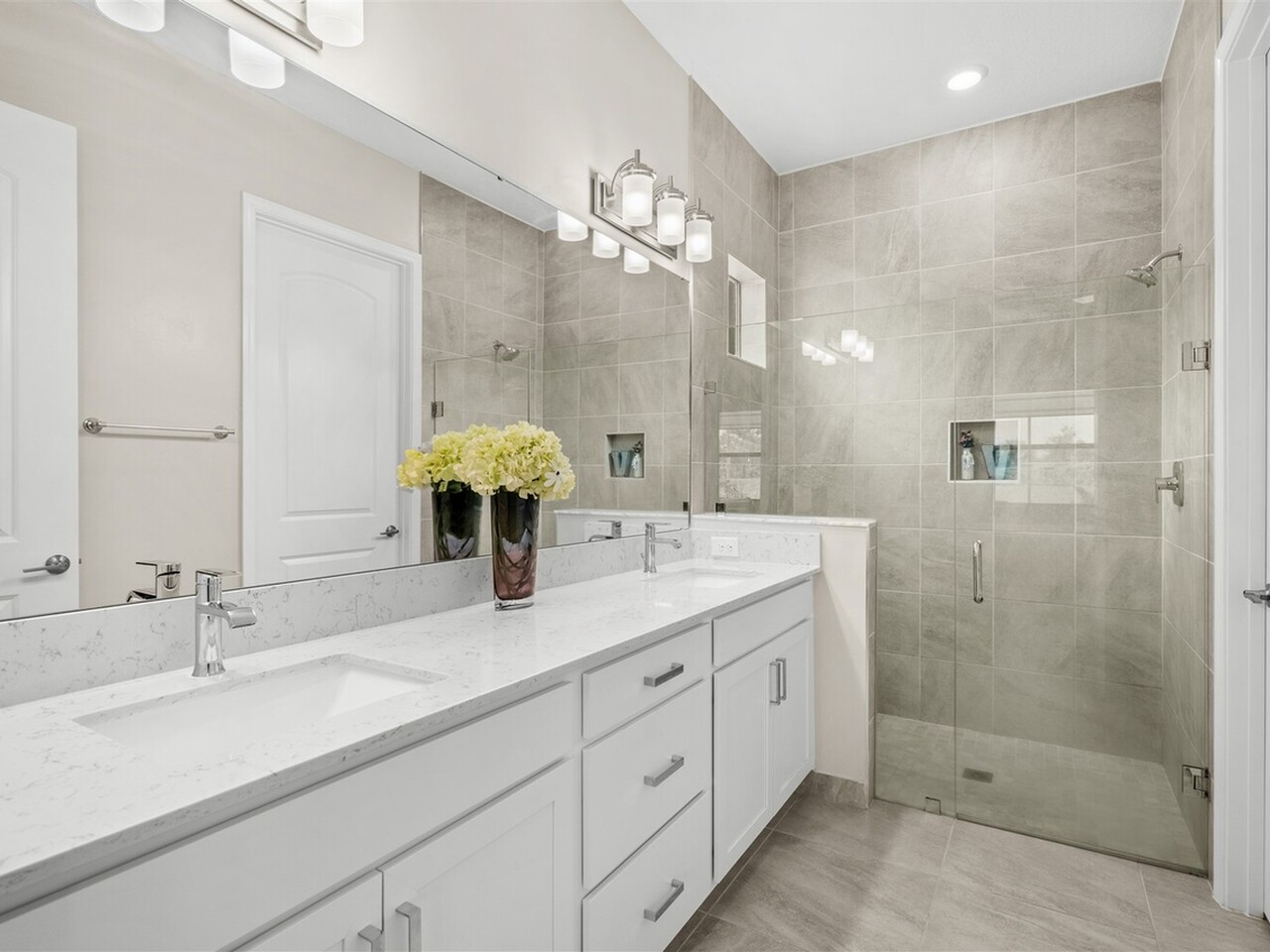 1942 Great Belt Circle