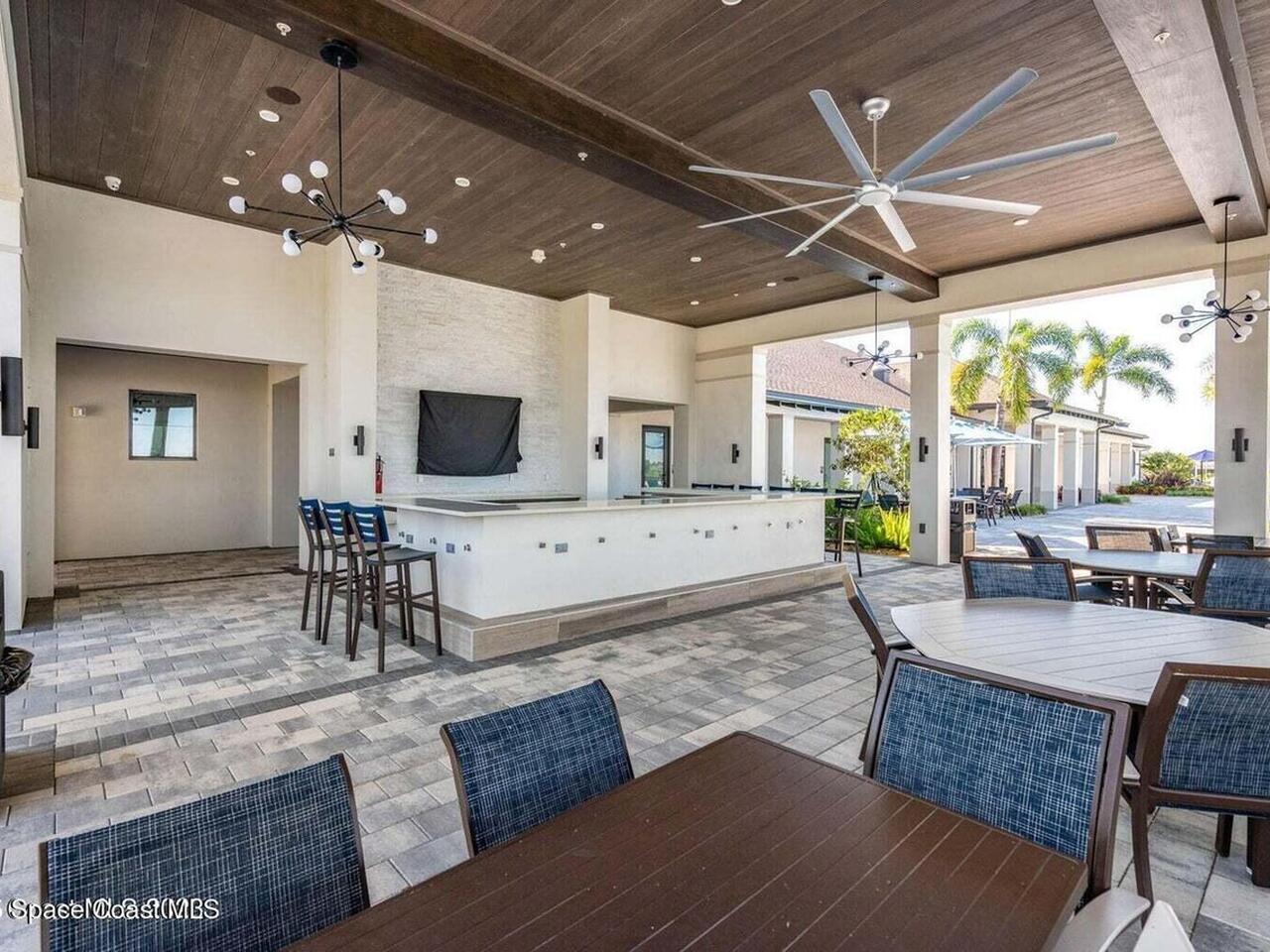 1942 Great Belt Circle