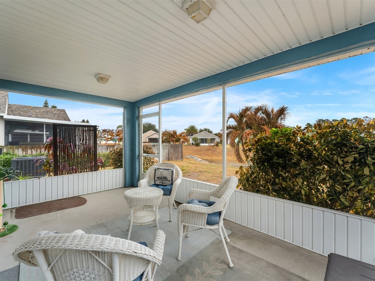 2047 Majestic Pine Court NE