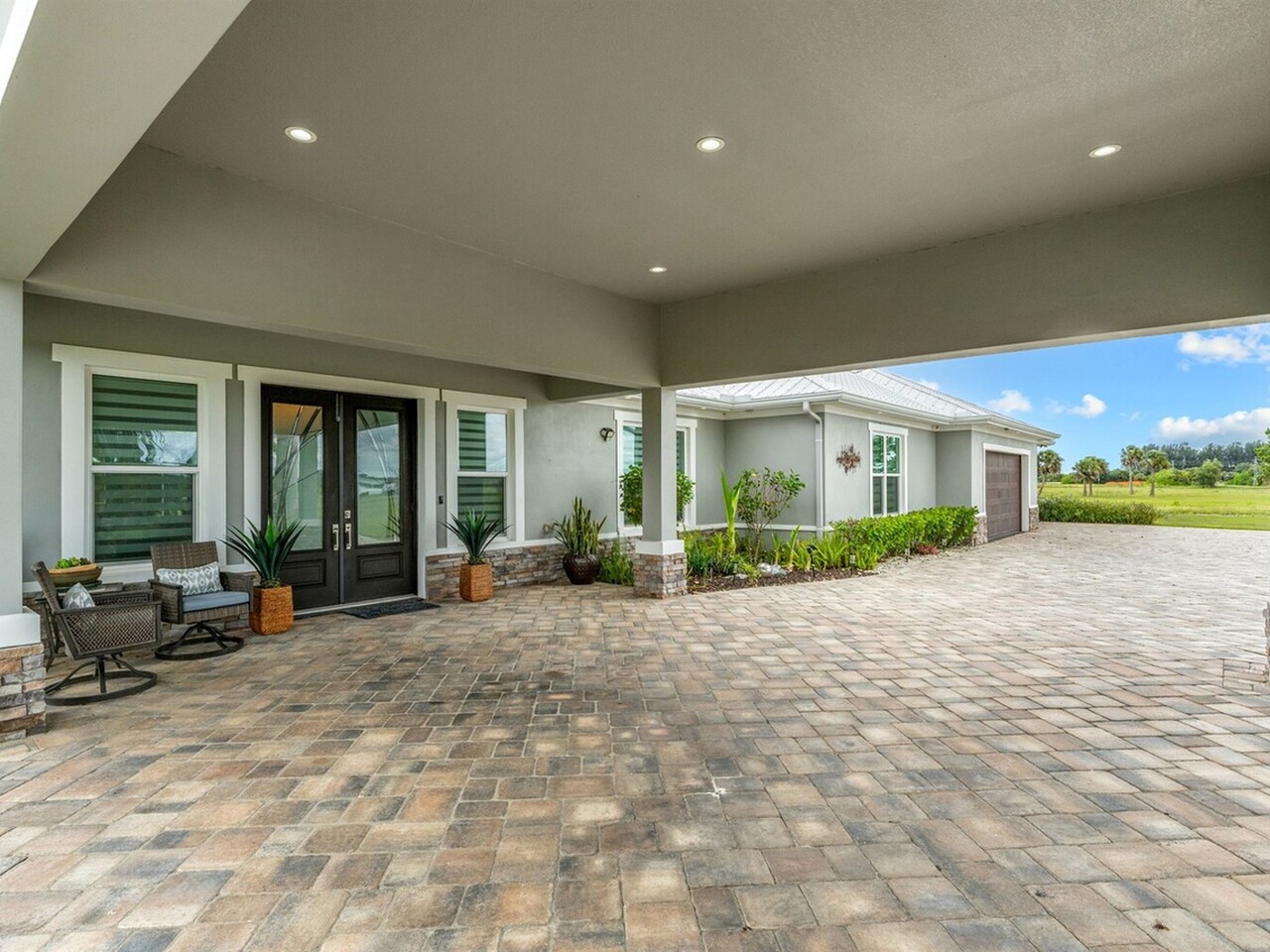 2141 Madden Avenue SW