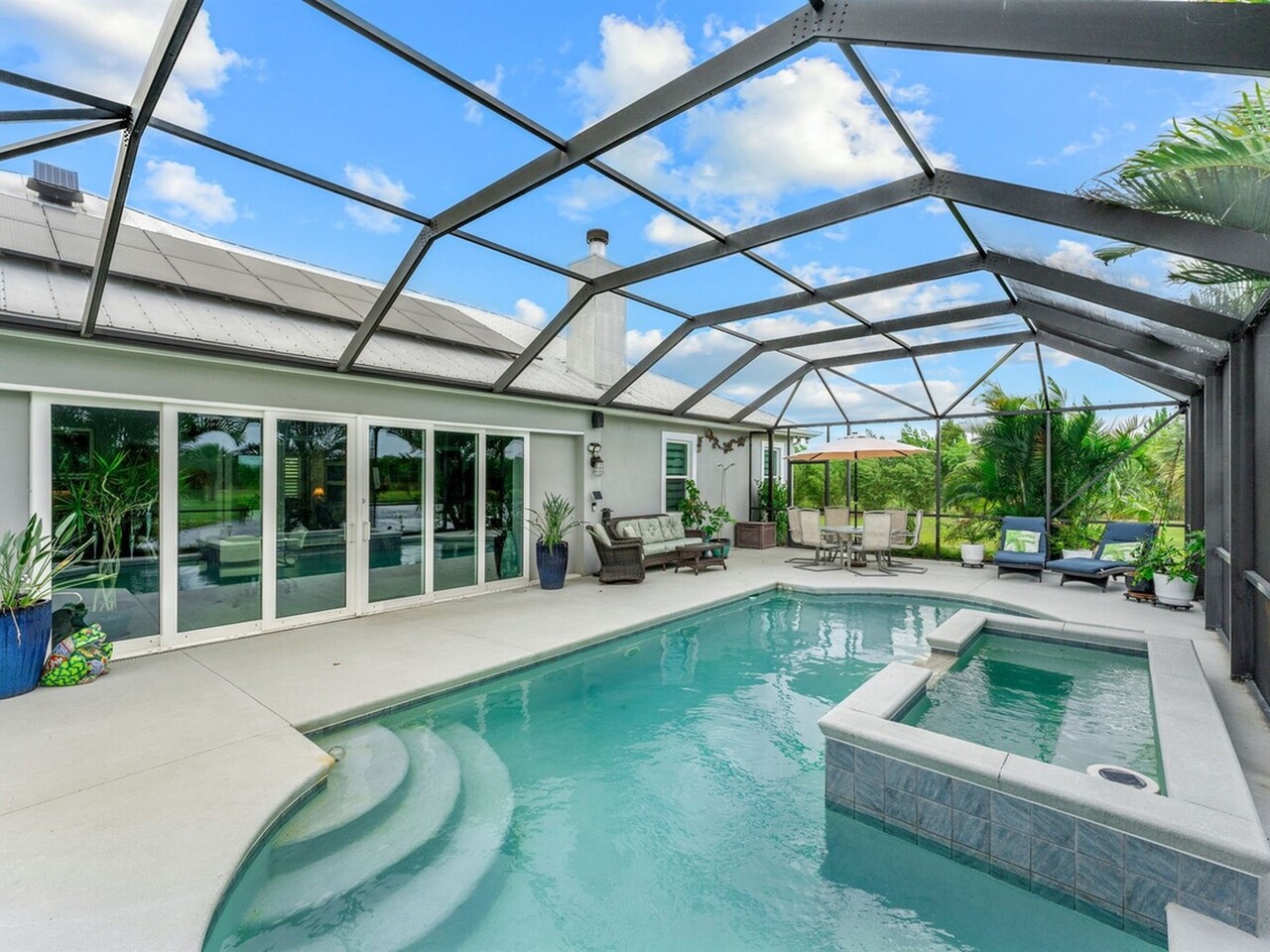 2141 Madden Avenue SW