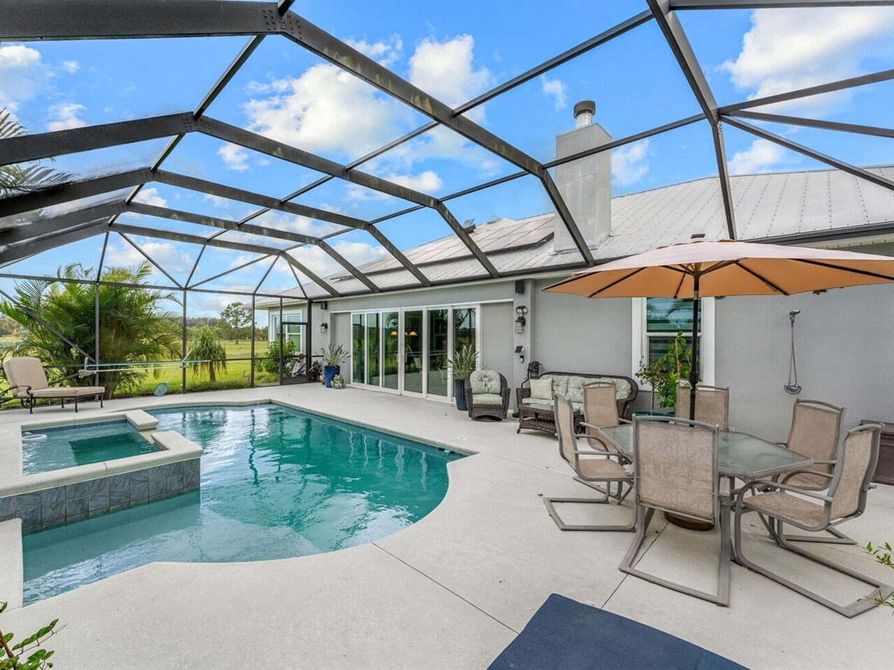 2141 Madden Avenue SW