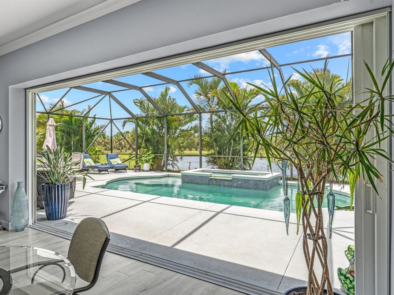 2141 Madden Avenue SW