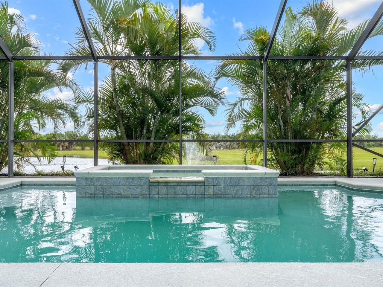 2141 Madden Avenue SW