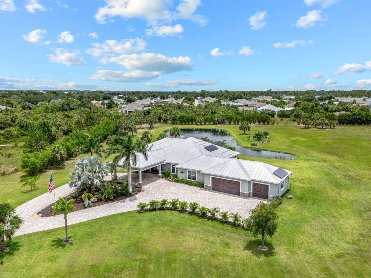 2141 Madden Avenue SW