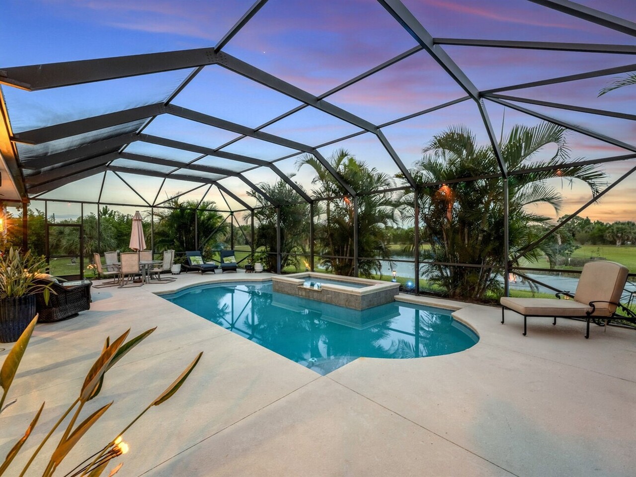 2141 Madden Avenue SW