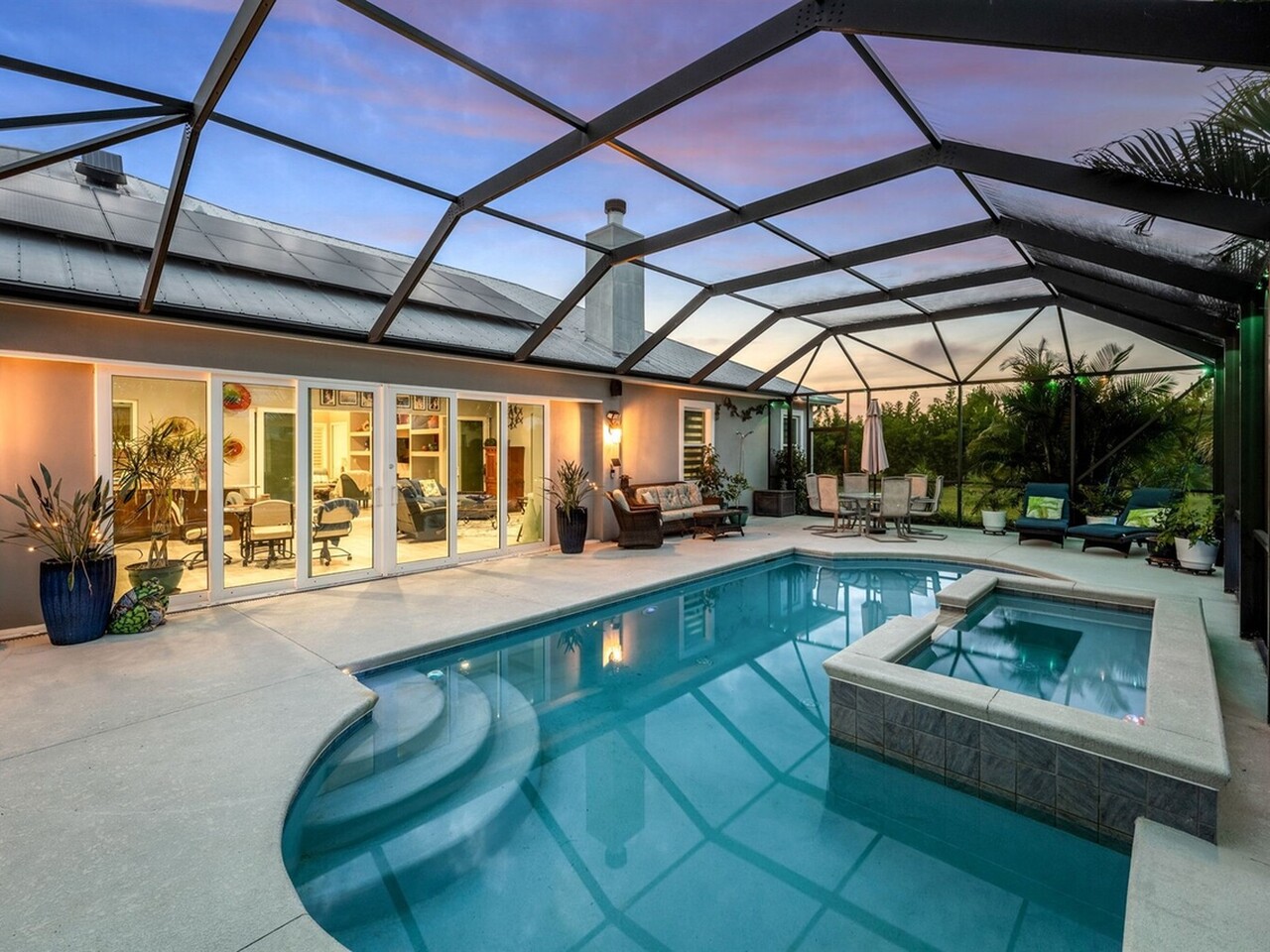 2141 Madden Avenue SW