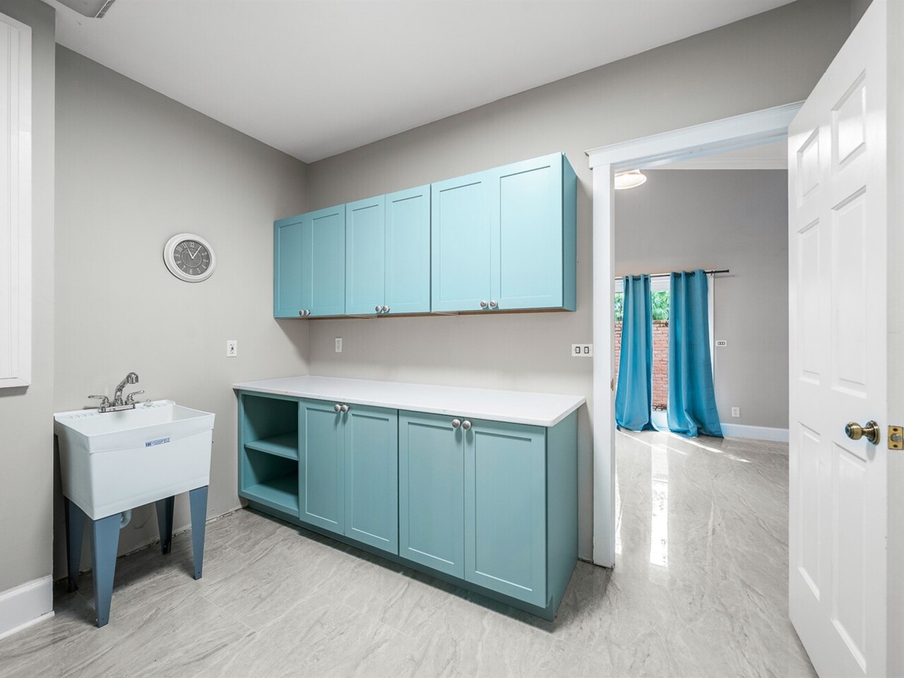 2195 S Courtenay Parkway