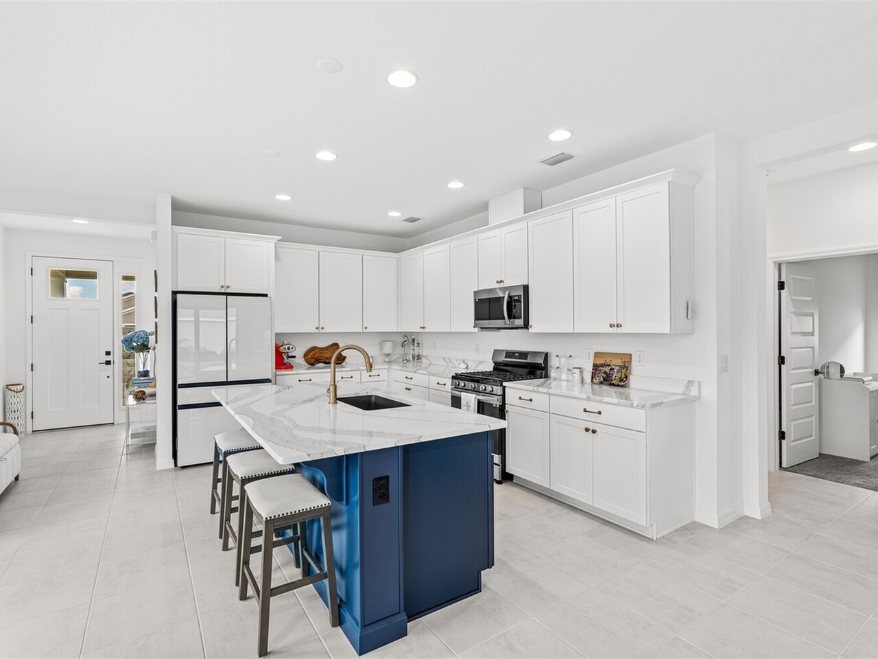 2376 Kamin Drive