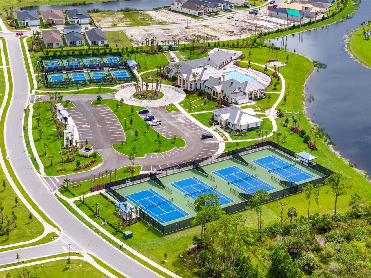 2406 Cerulean Drive NW