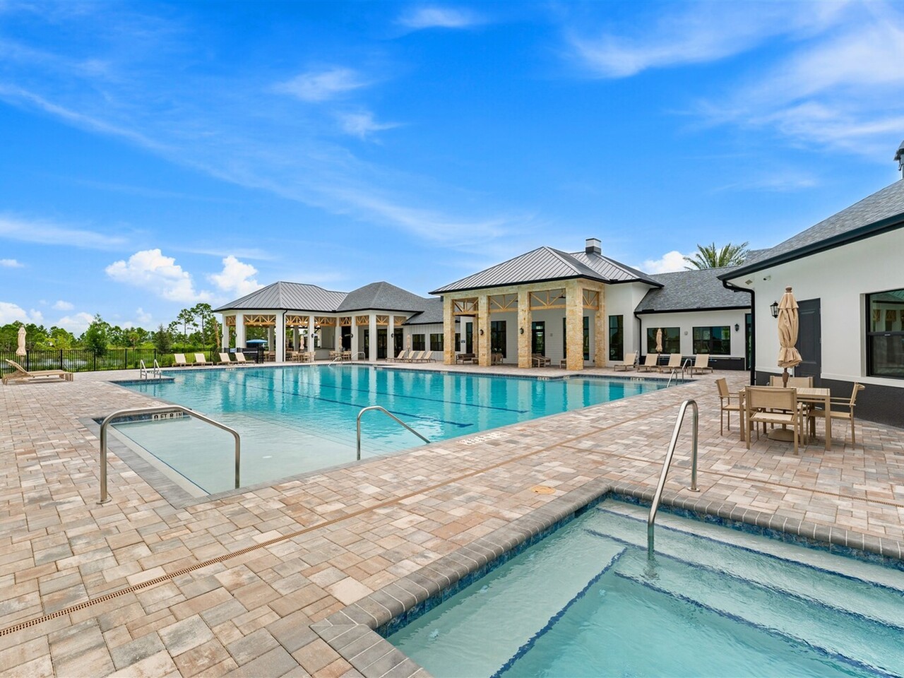 2406 Cerulean Drive NW