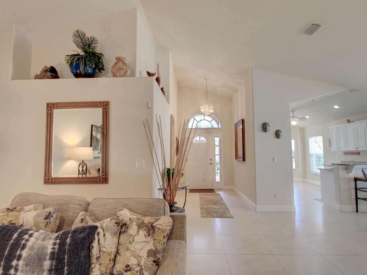 2436 Addington Circle