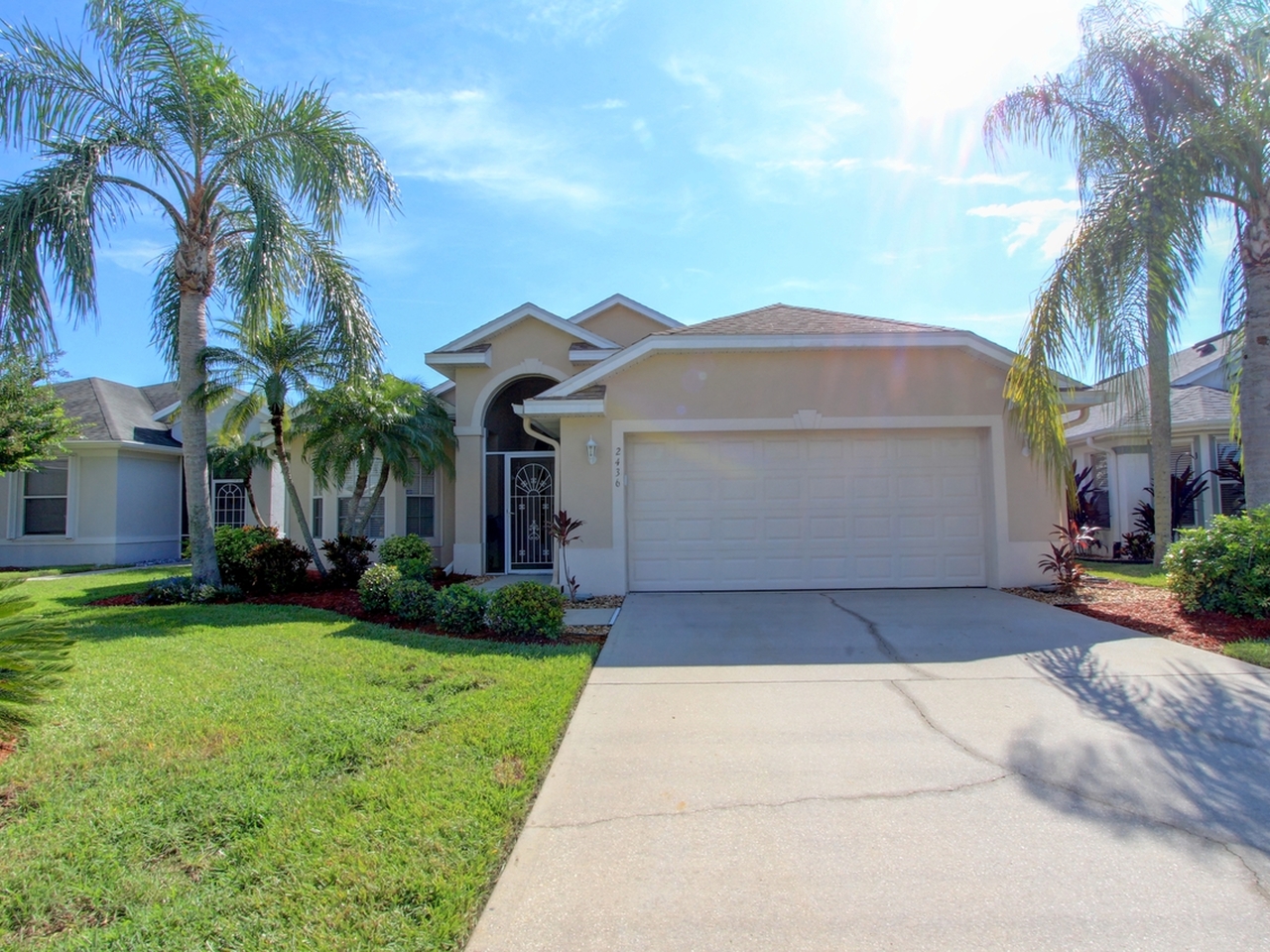 2436 Addington Circle