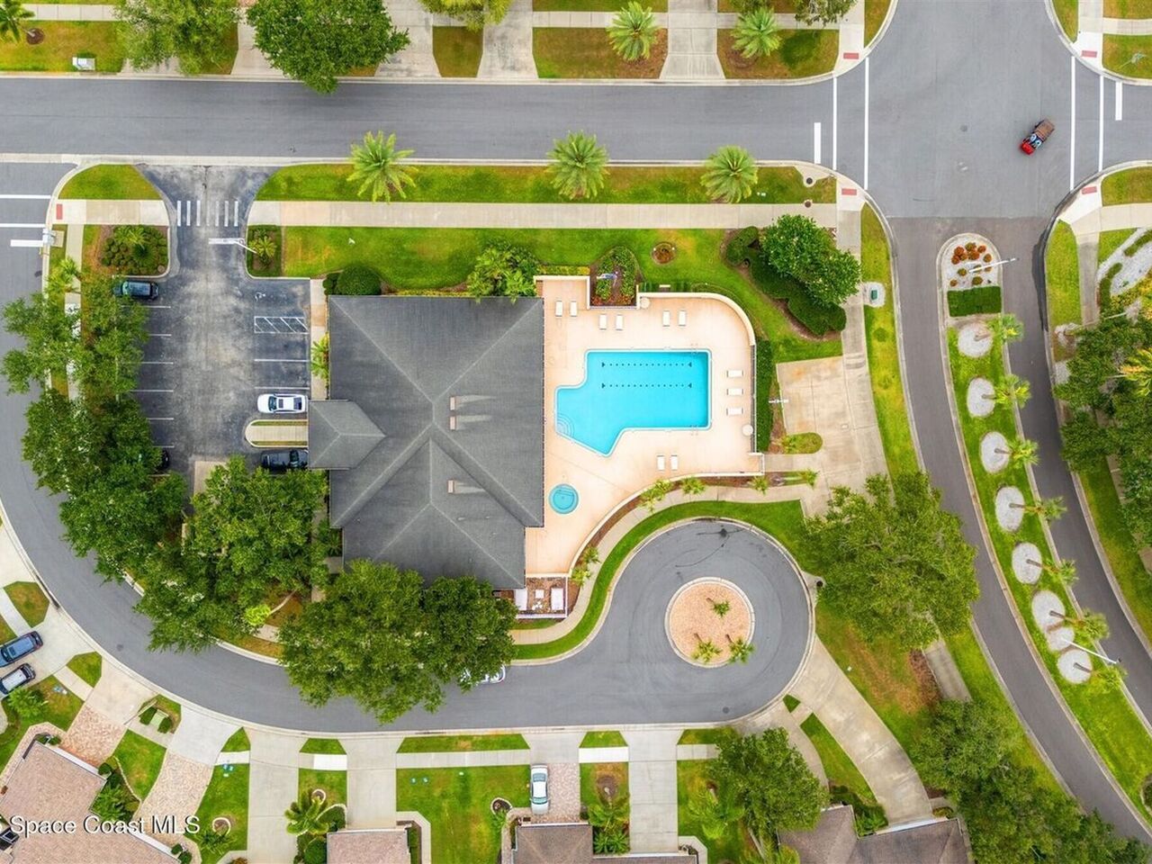 2436 Addington Circle