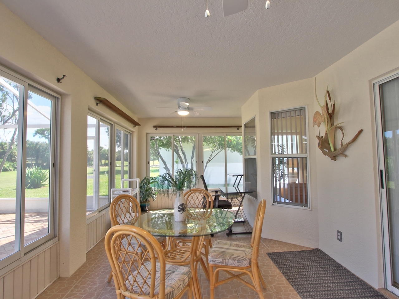 2436 Addington Circle