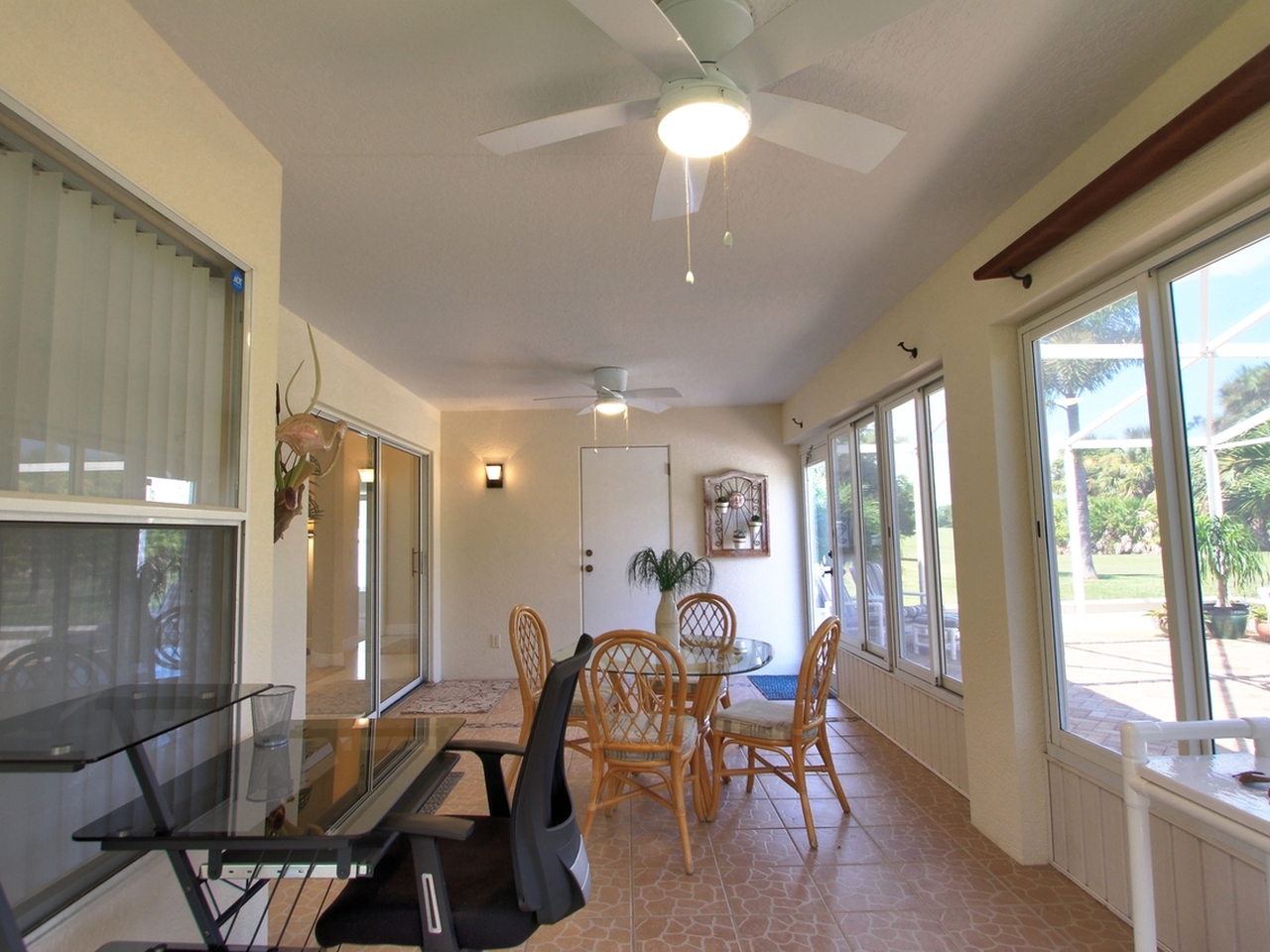 2436 Addington Circle