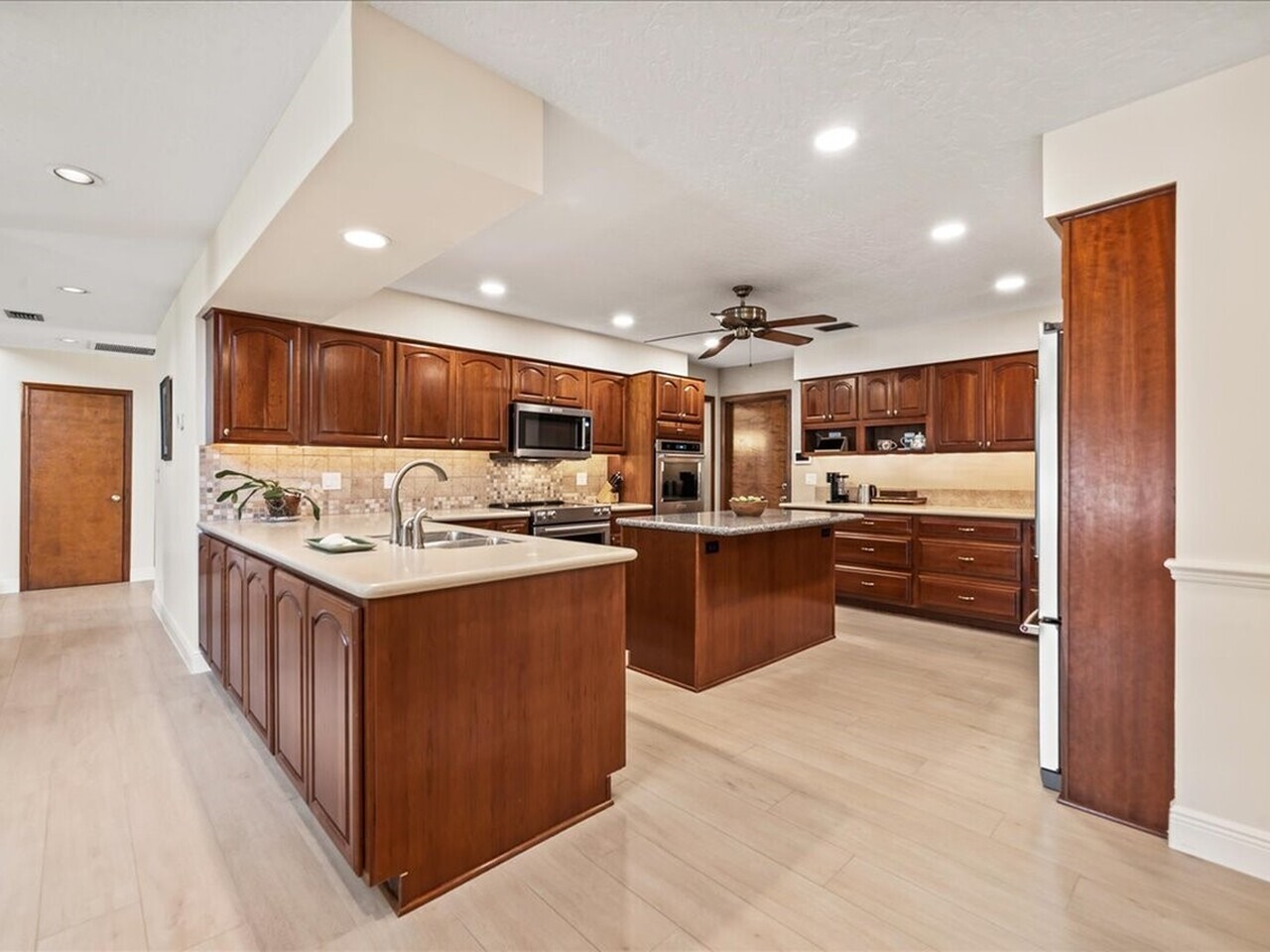 3071 Rio Palma N