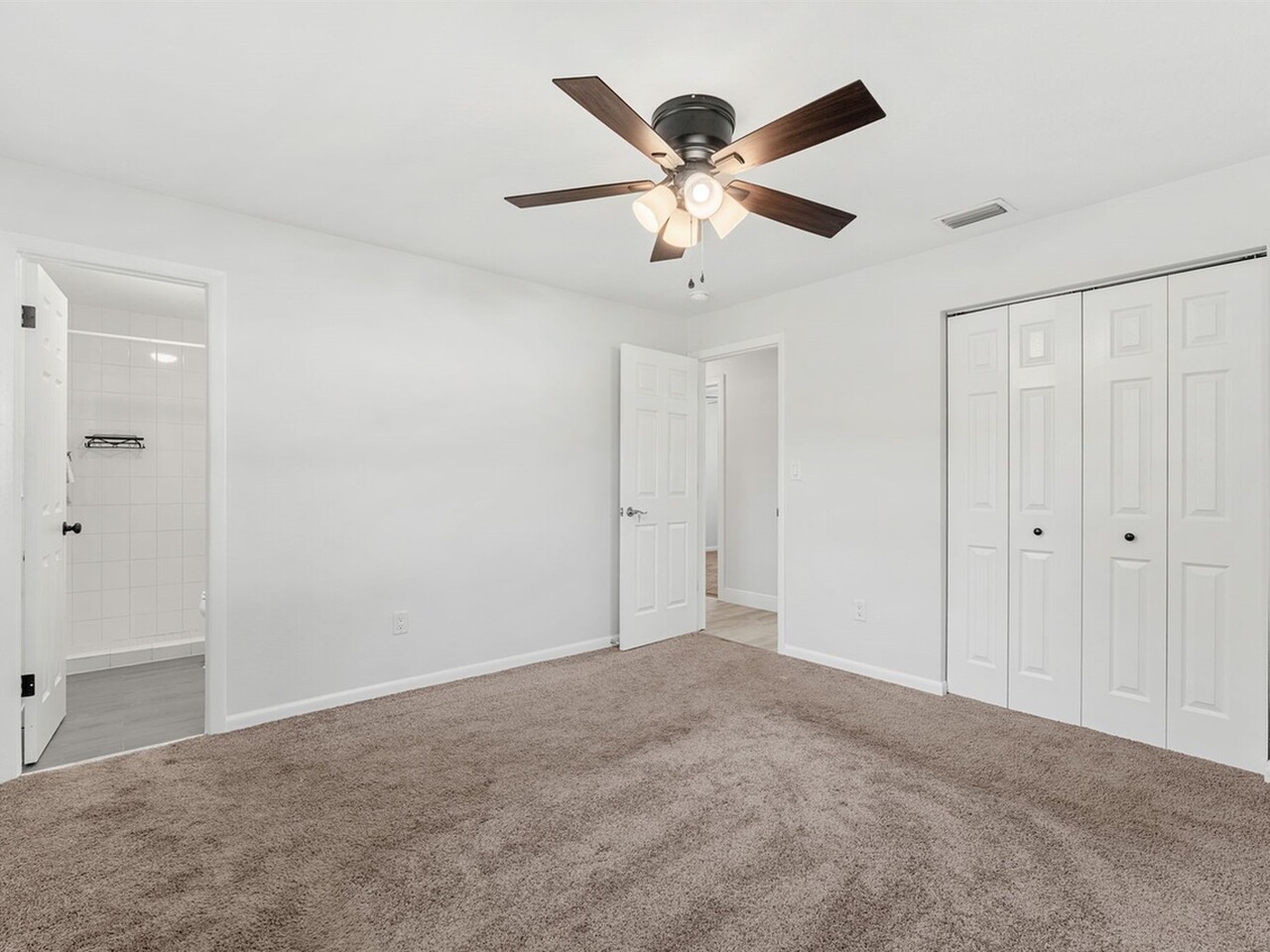 3288 Elizabeth Street