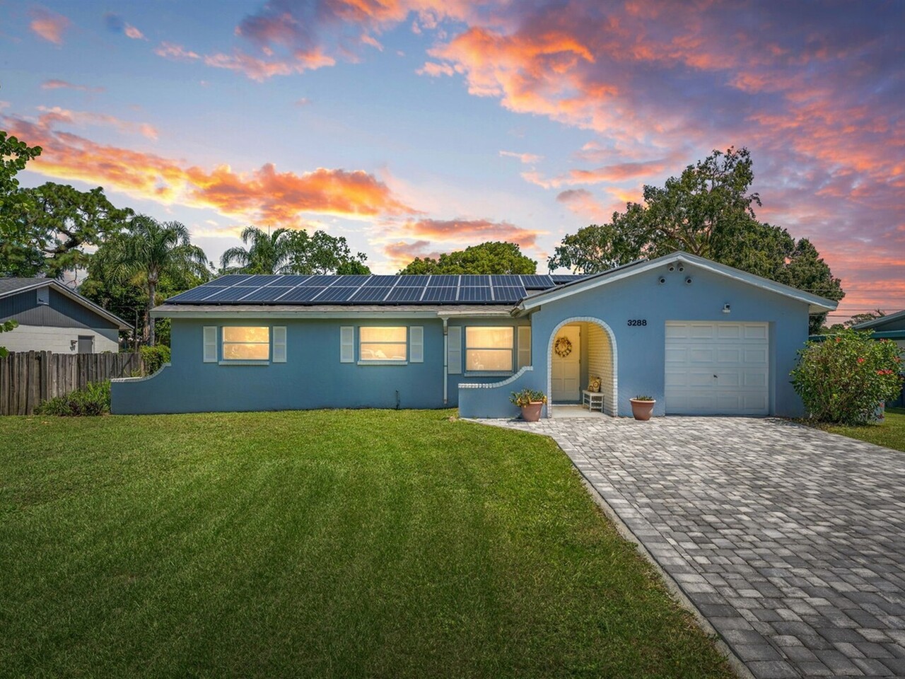 3288 Elizabeth Street