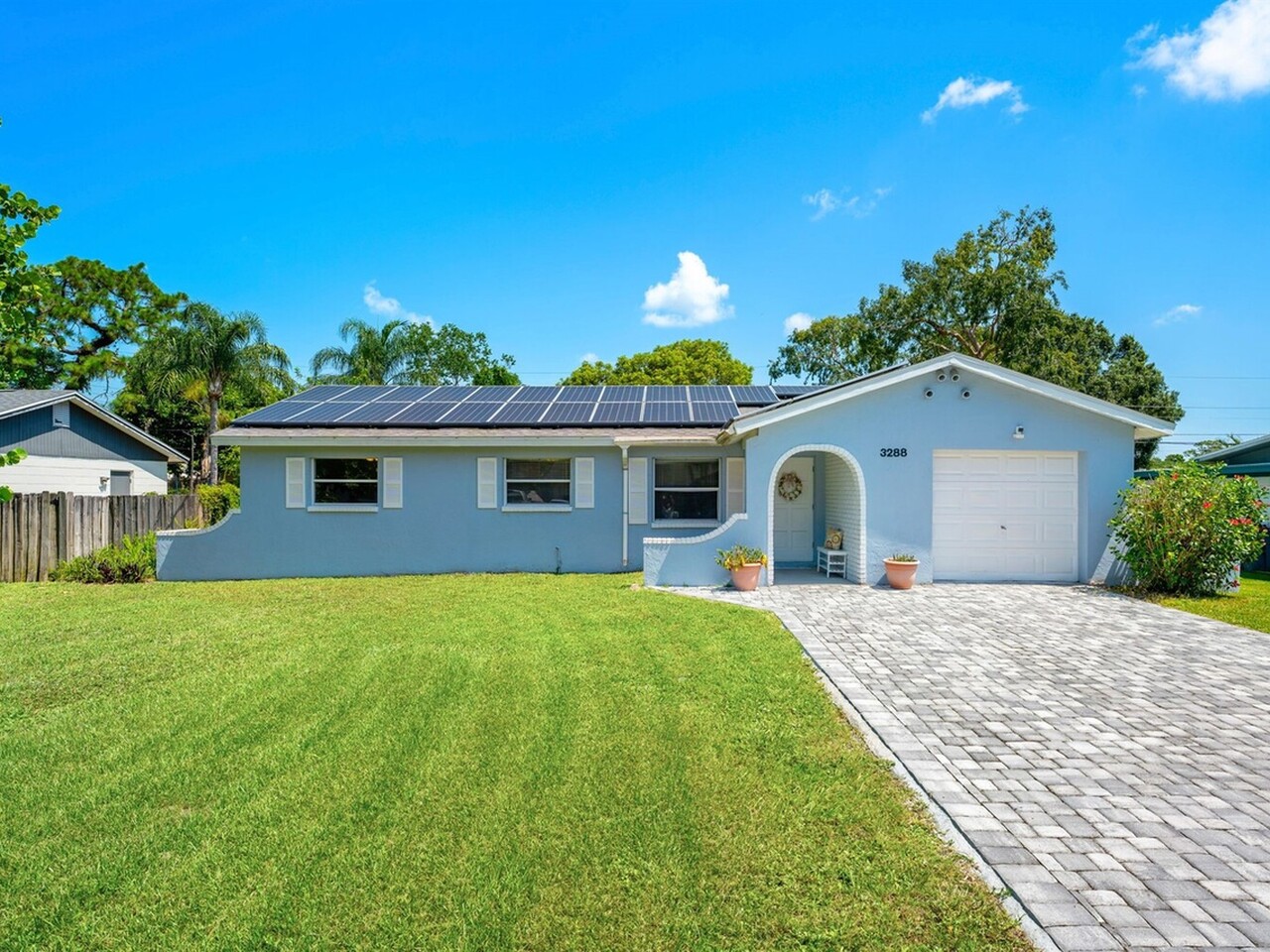 3288 Elizabeth Street