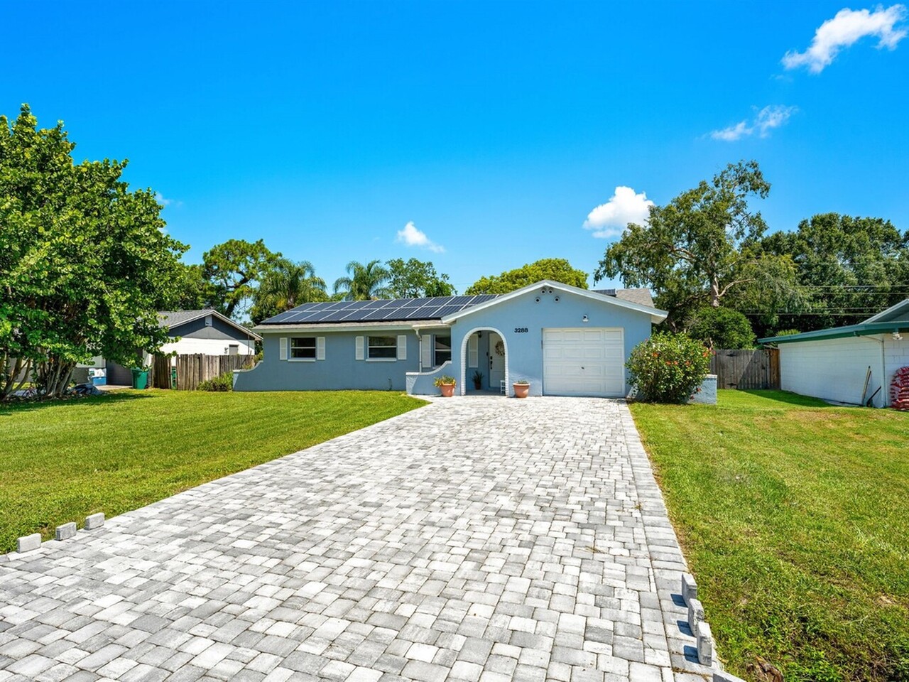 3288 Elizabeth Street