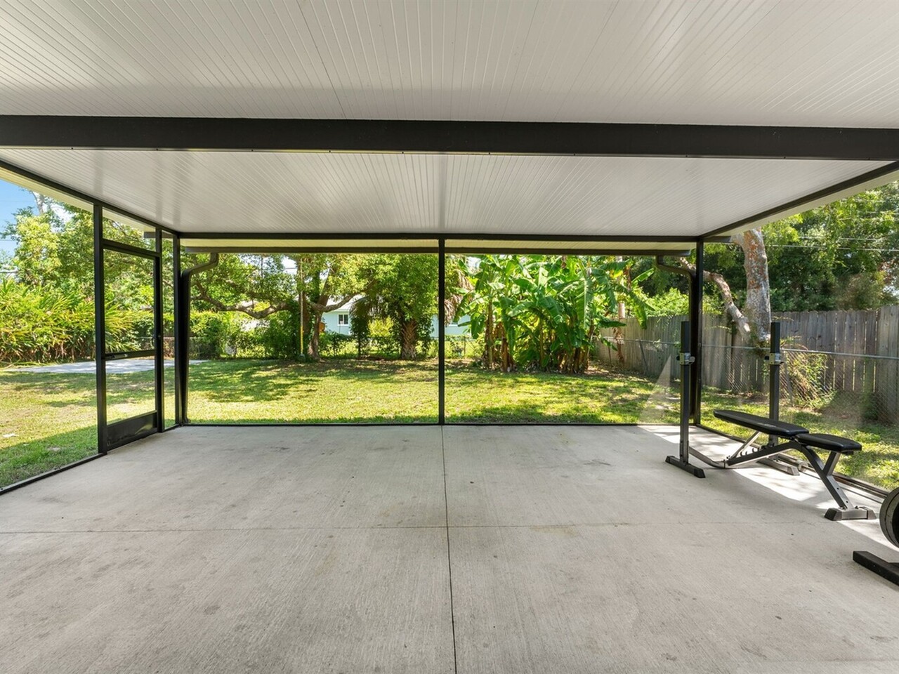 3288 Elizabeth Street