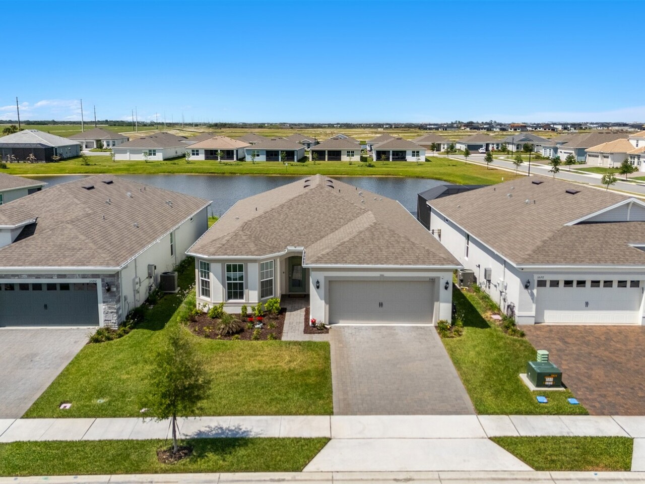 3582 Coastline Lane