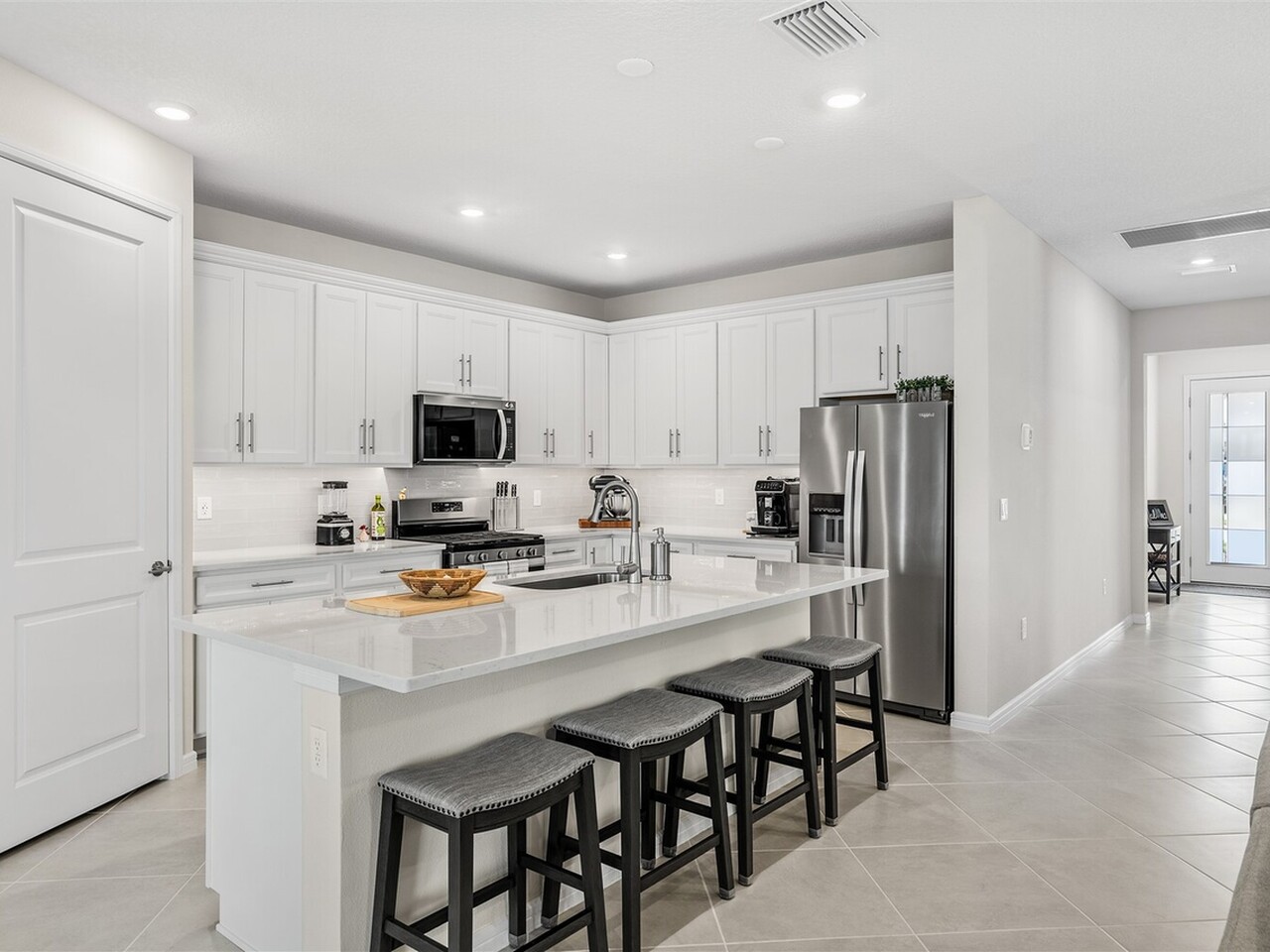 3582 Coastline Lane