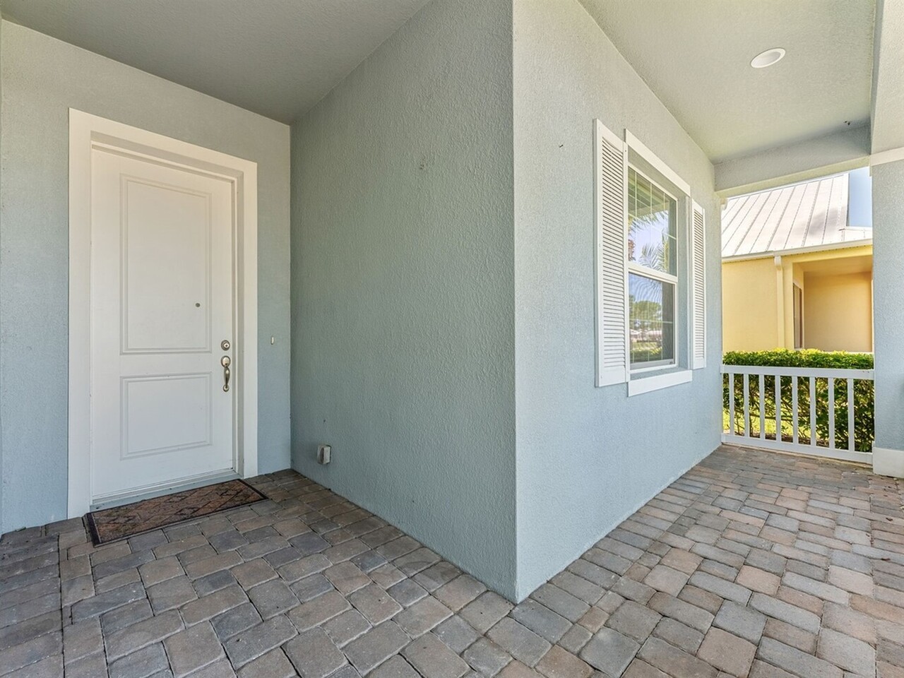 3720 Alamanda Key Drive