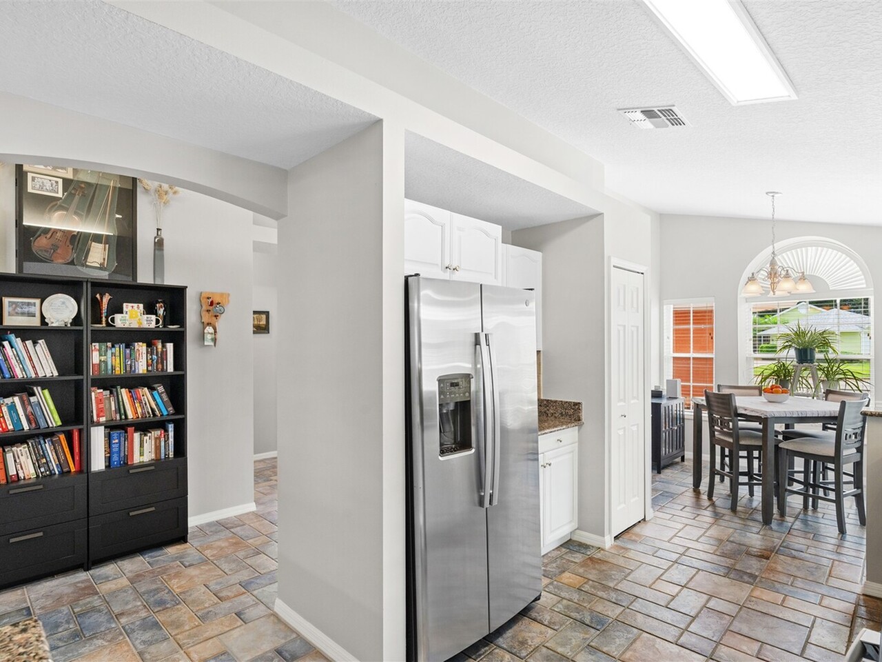 3963 Saint Armens Circle