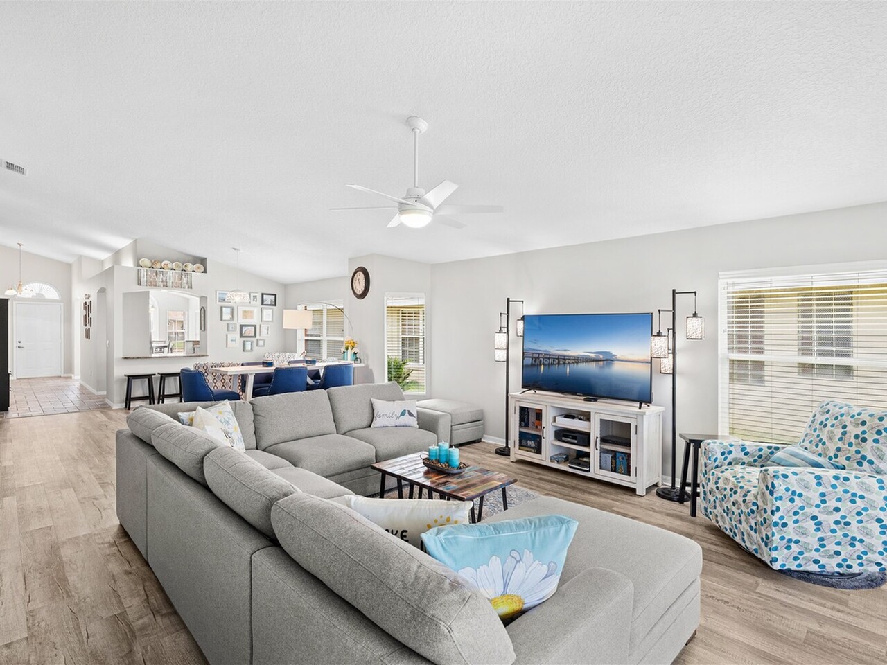 3963 Saint Armens Circle