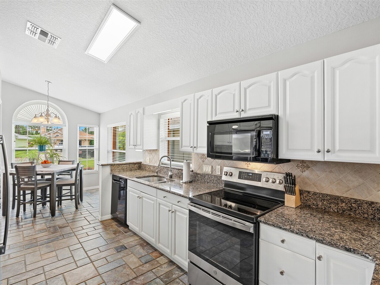 3963 Saint Armens Circle