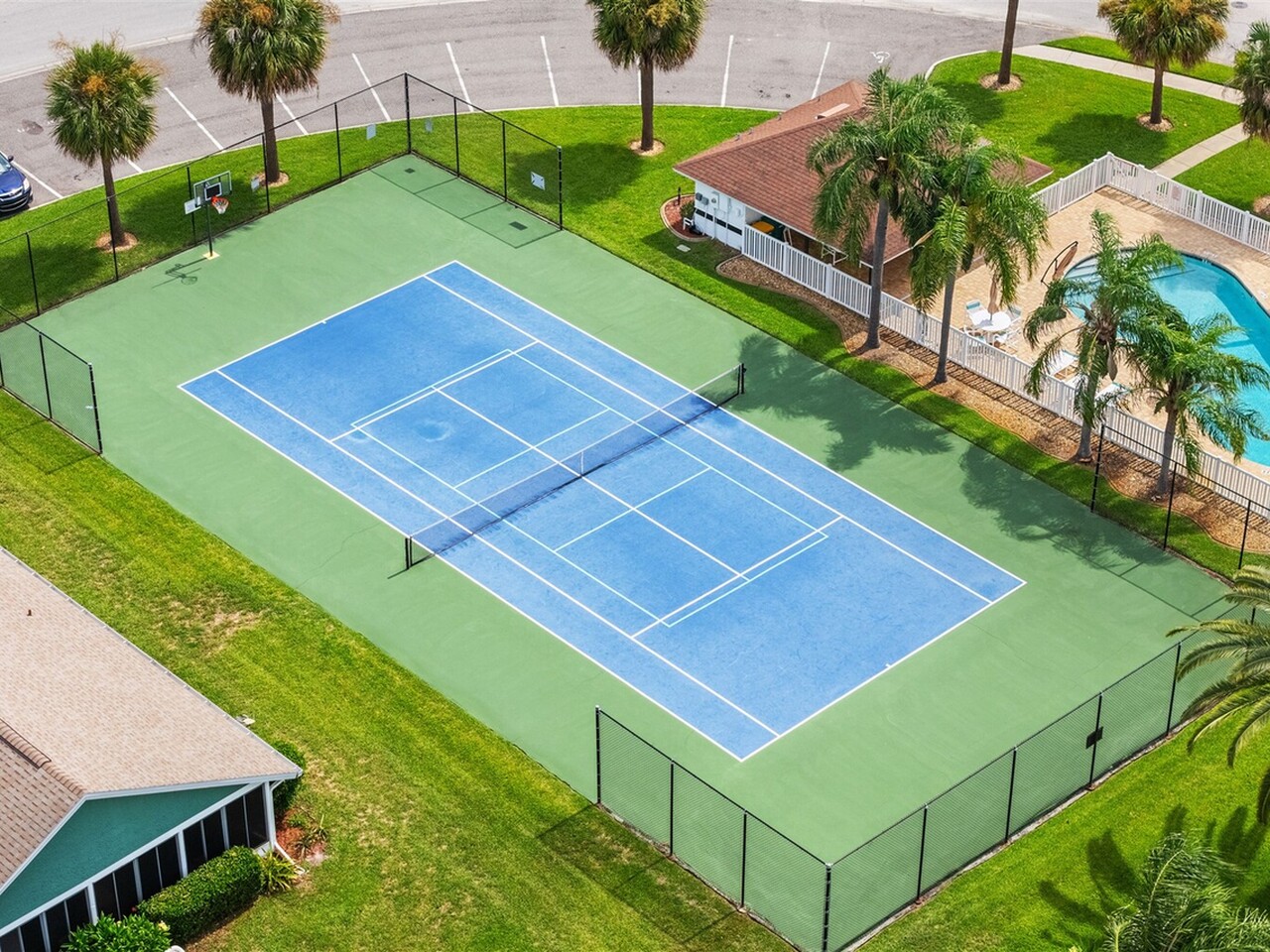 3963 Saint Armens Circle