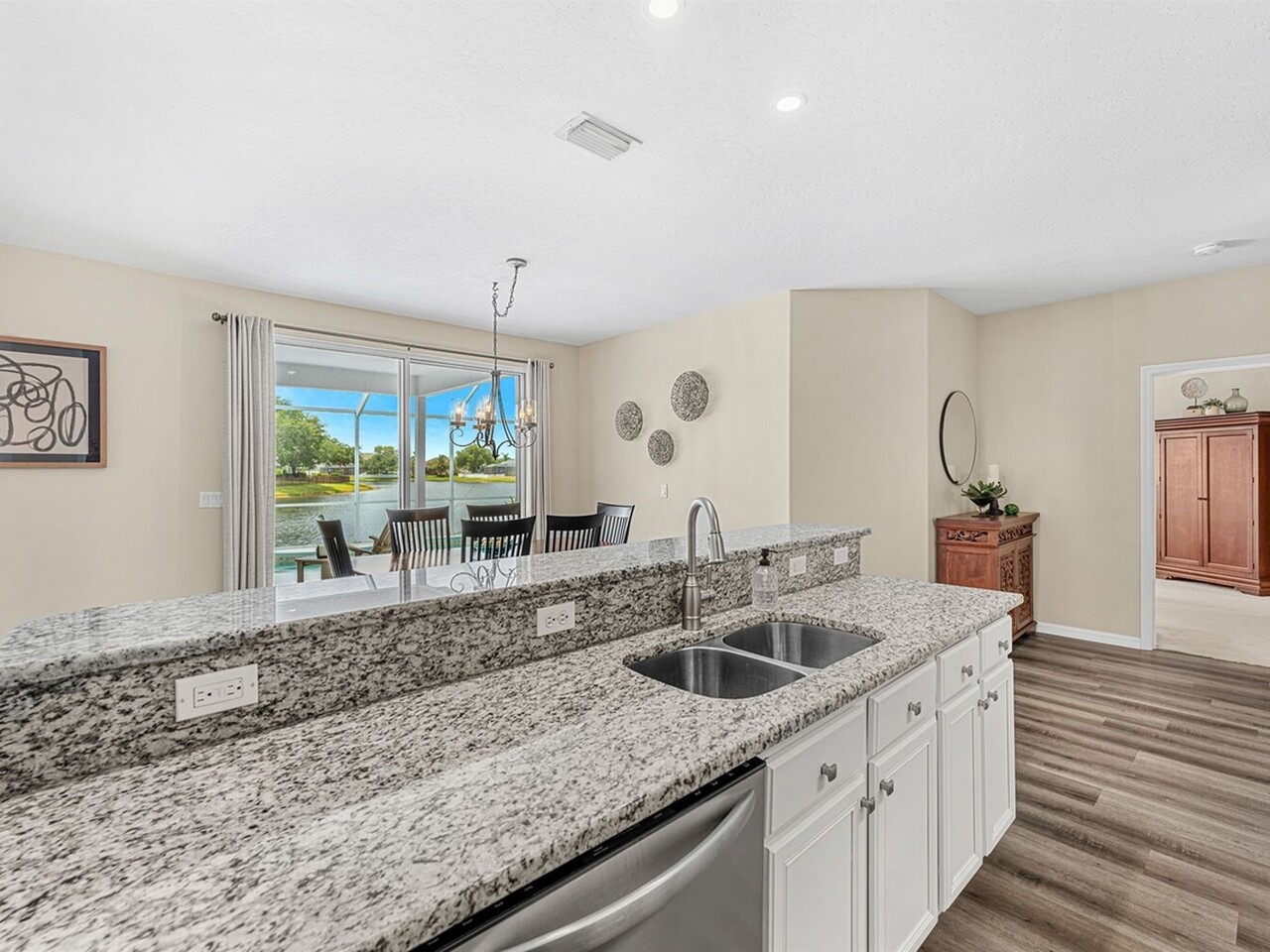 4083 Orchard Drive